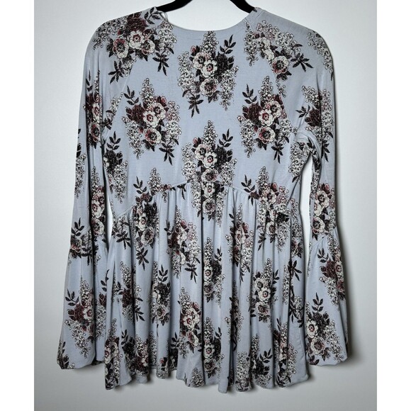 Free People Womens Medium Floral Peplum Blouse Blue Bell Sleeve V Neck Stretch - Picture 4 of 14